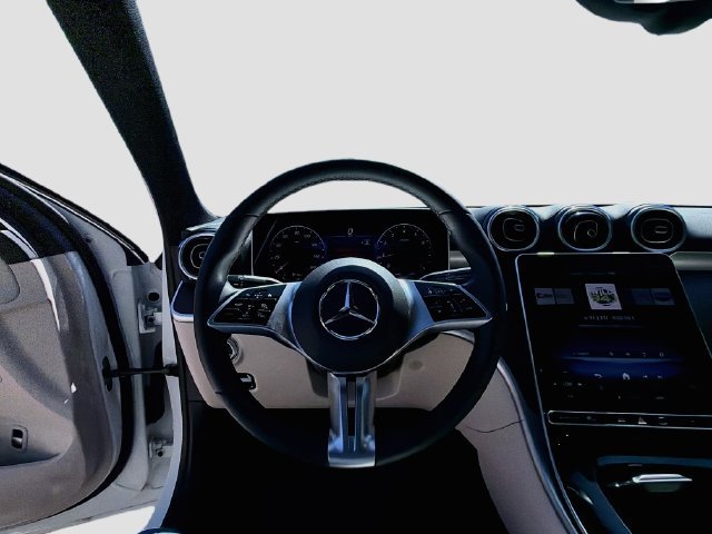 Used 2025 Mercedes-Benz C 300 Sedan image 36