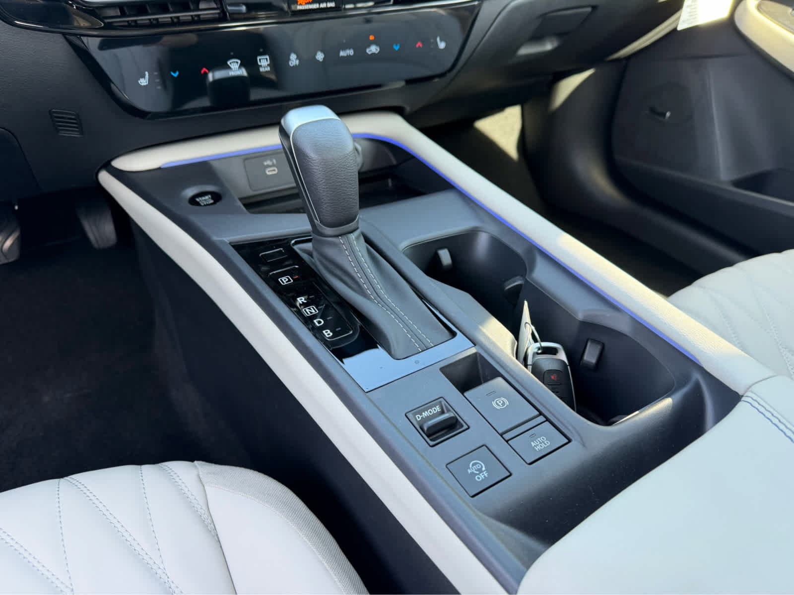 New 2026 Nissan Sentra SL FWD image 17
