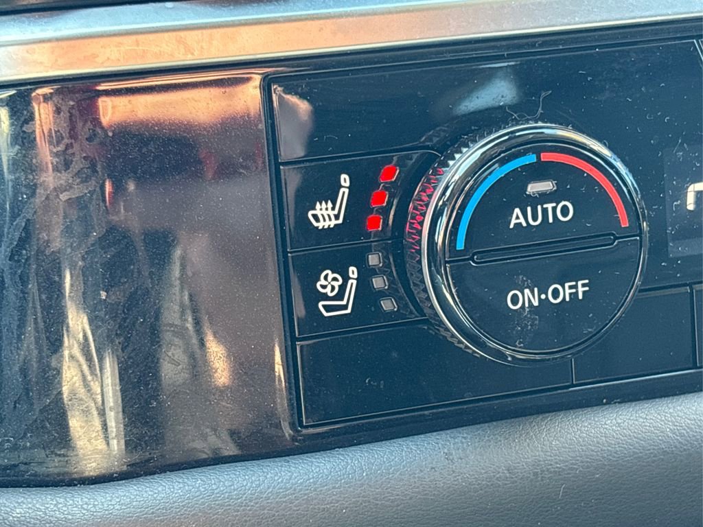 Certified 2024 Nissan Pathfinder Platinum w/ Cargo Package image 44