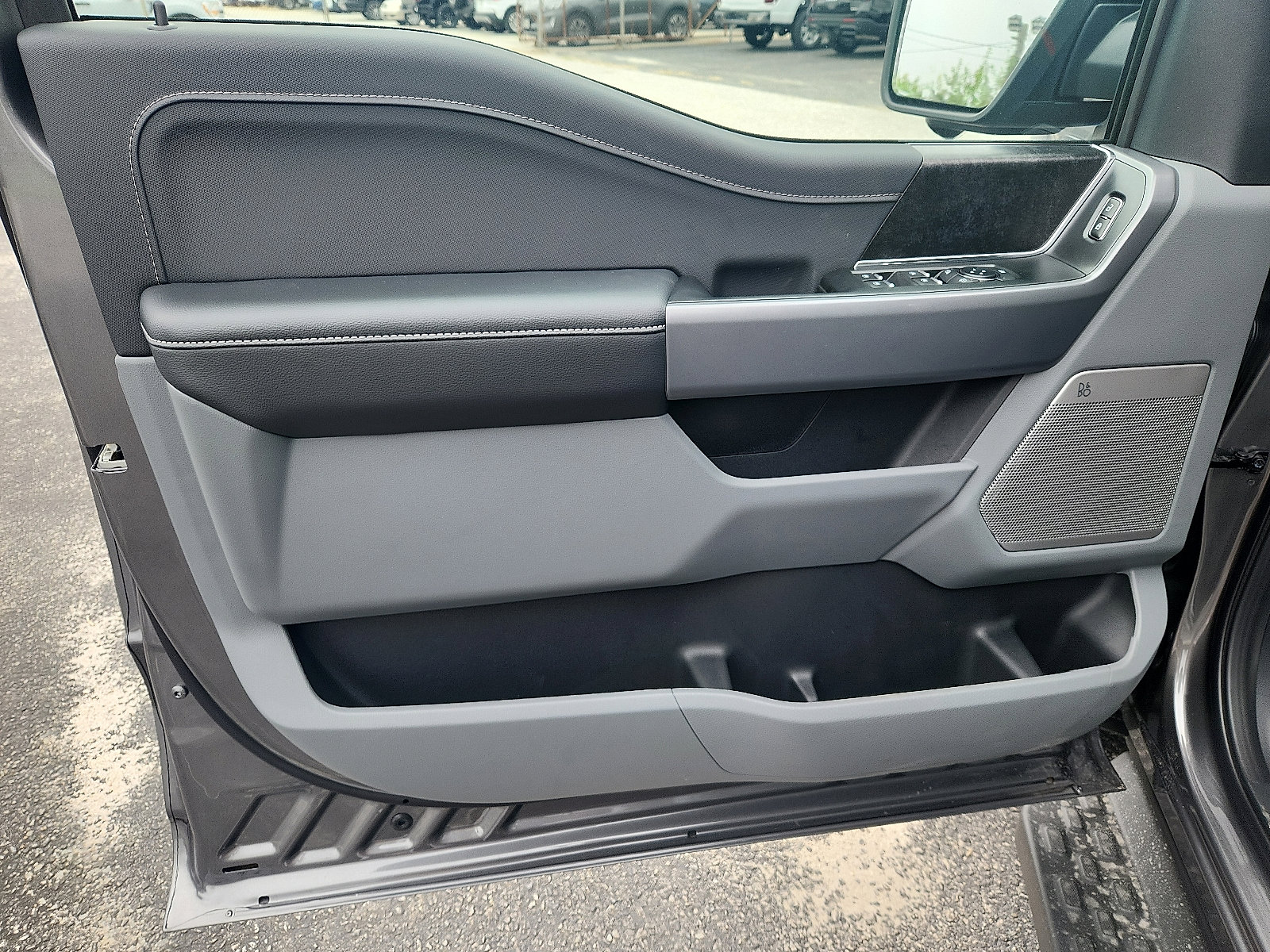 New 2025 Ford F150 Lightning Flash image 8