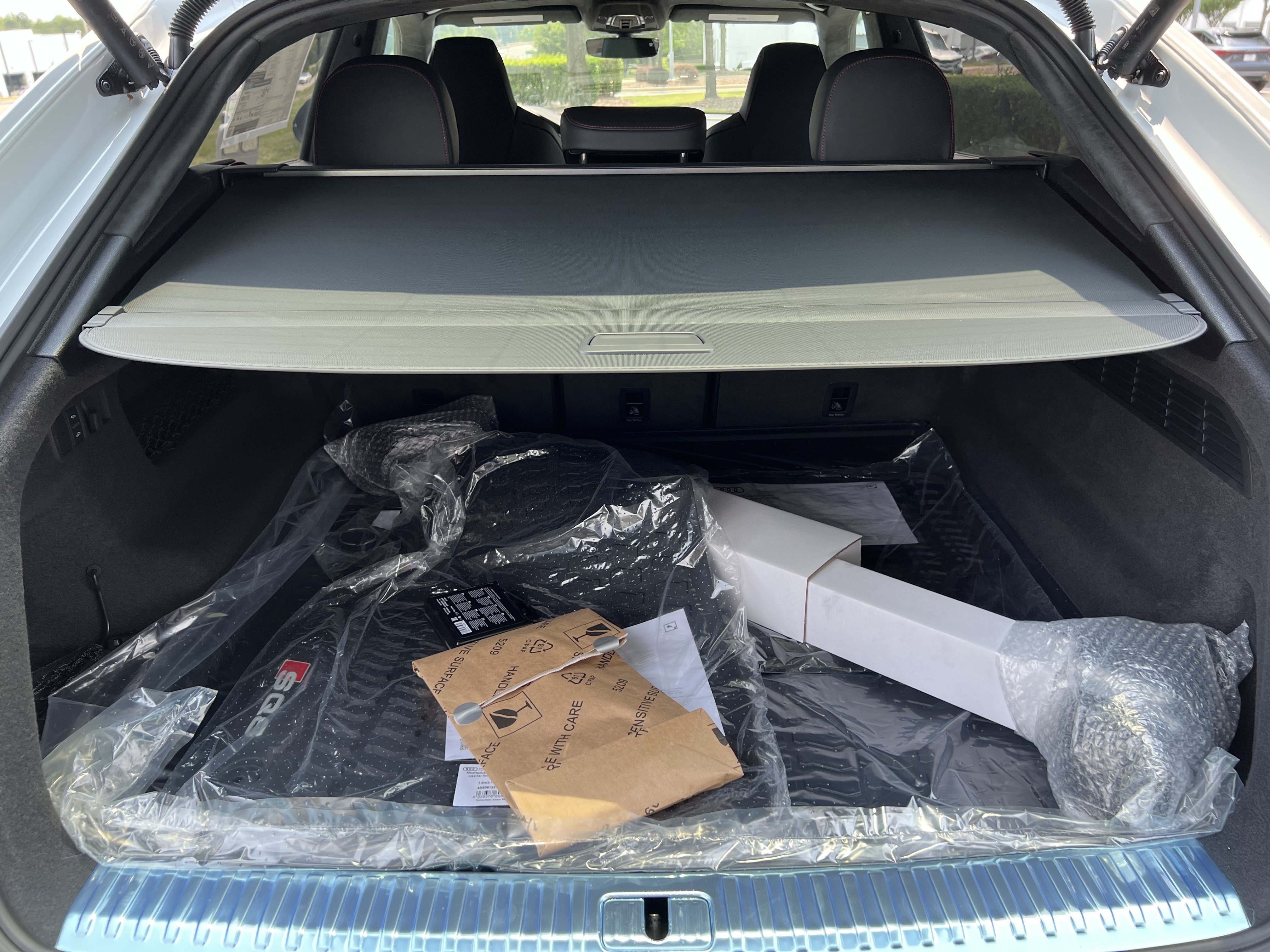 New 2026 Audi SQ8 Prestige AWD/4WD image 35