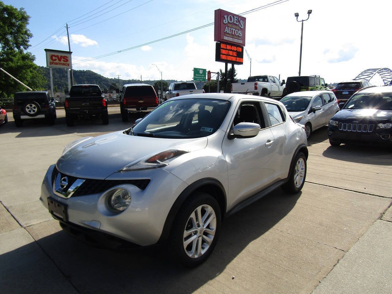 Used 2016 Nissan Juke S AWD/4WD image 1