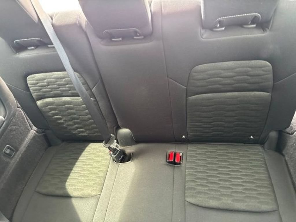 Used 2025 Nissan Pathfinder SV AWD/4WD image 25