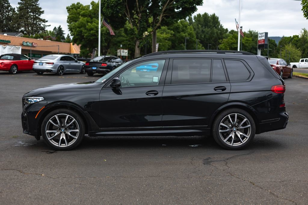 Used 2021 BMW X7 M50i w/ Executive Package AWD/4WD image 14