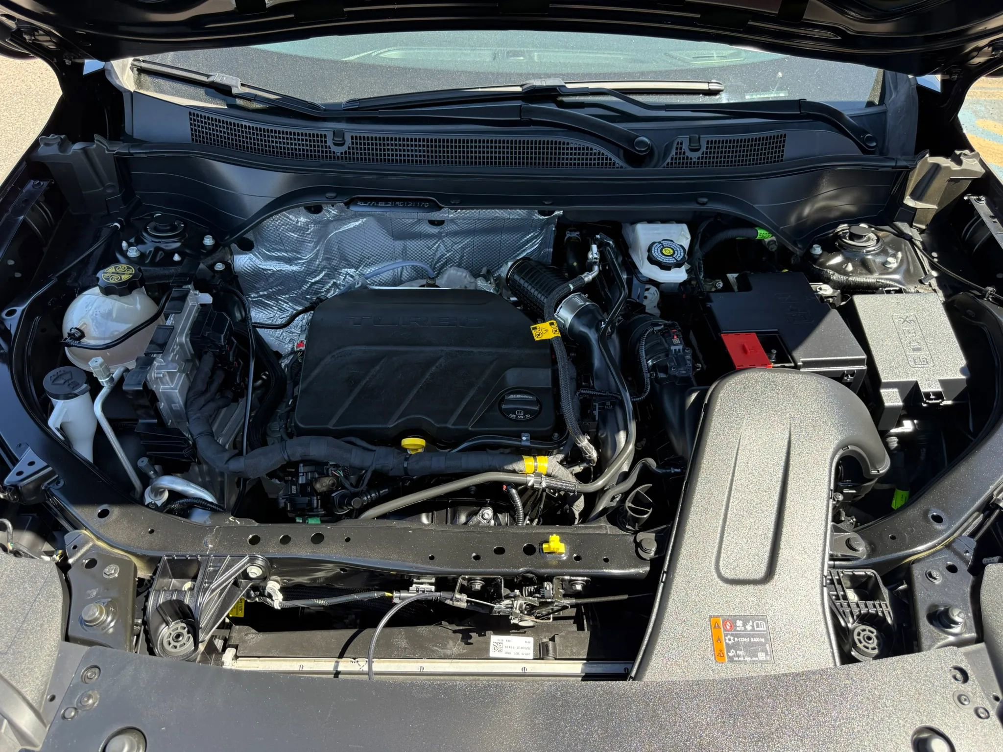 Used 2024 Chevrolet Trax RS FWD image 48