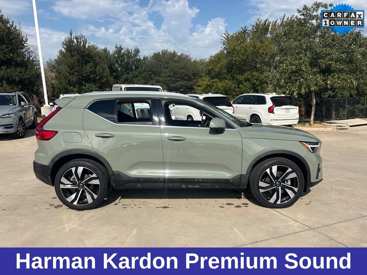 Certified 2023 Volvo XC40 B5 Plus w/ Driver Assist Package AWD/4WD image 6