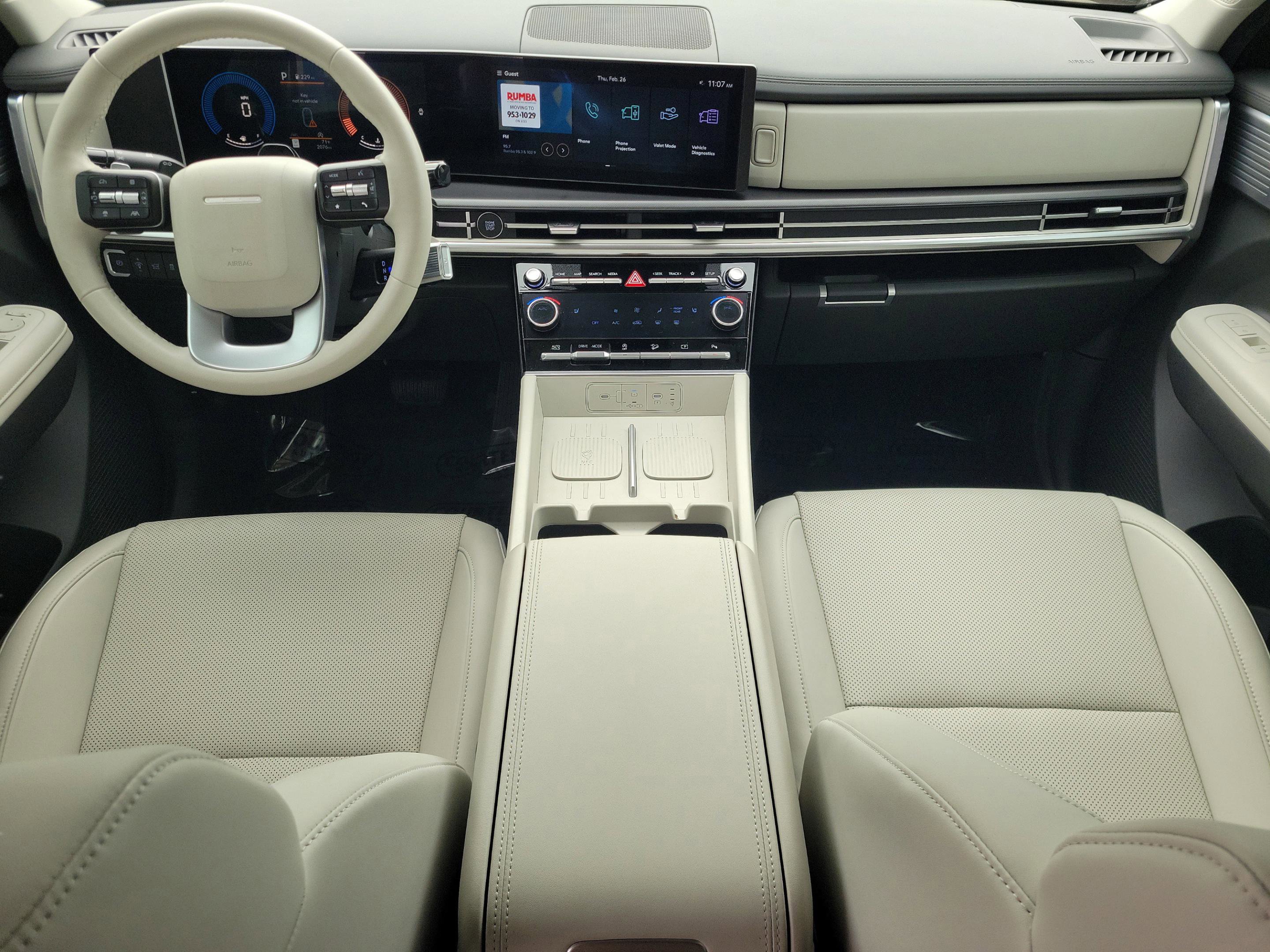 Certified 2025 Hyundai Santa Fe SEL image 15