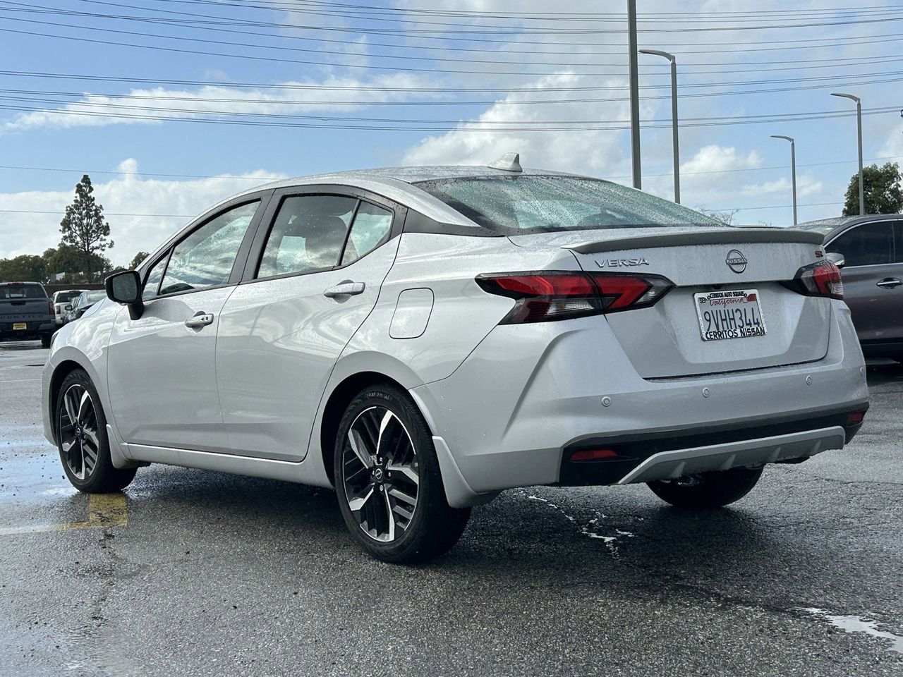 Certified 2025 Nissan Versa SR w/ Trunk Package image 4