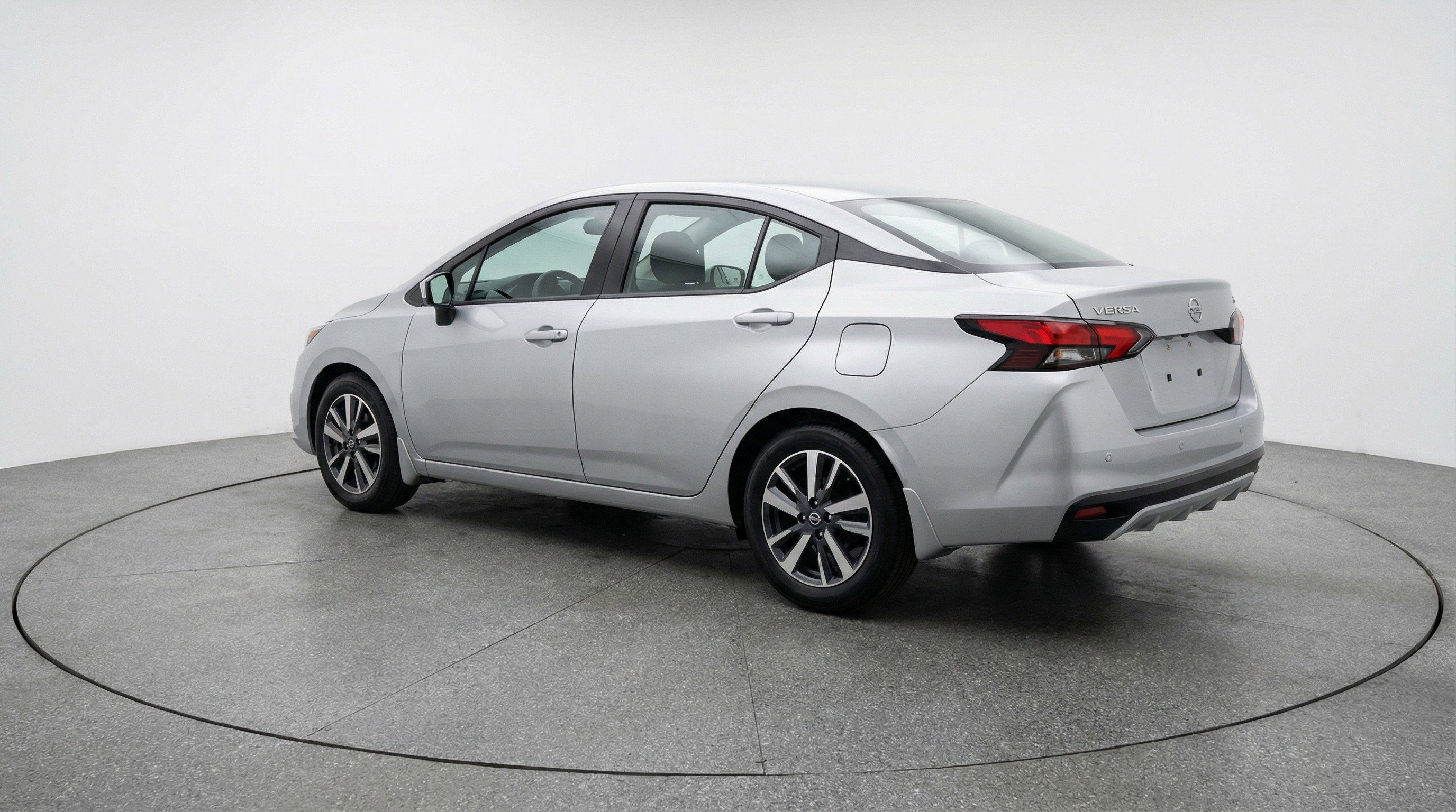 Used 2025 Nissan Versa SV FWD image 6