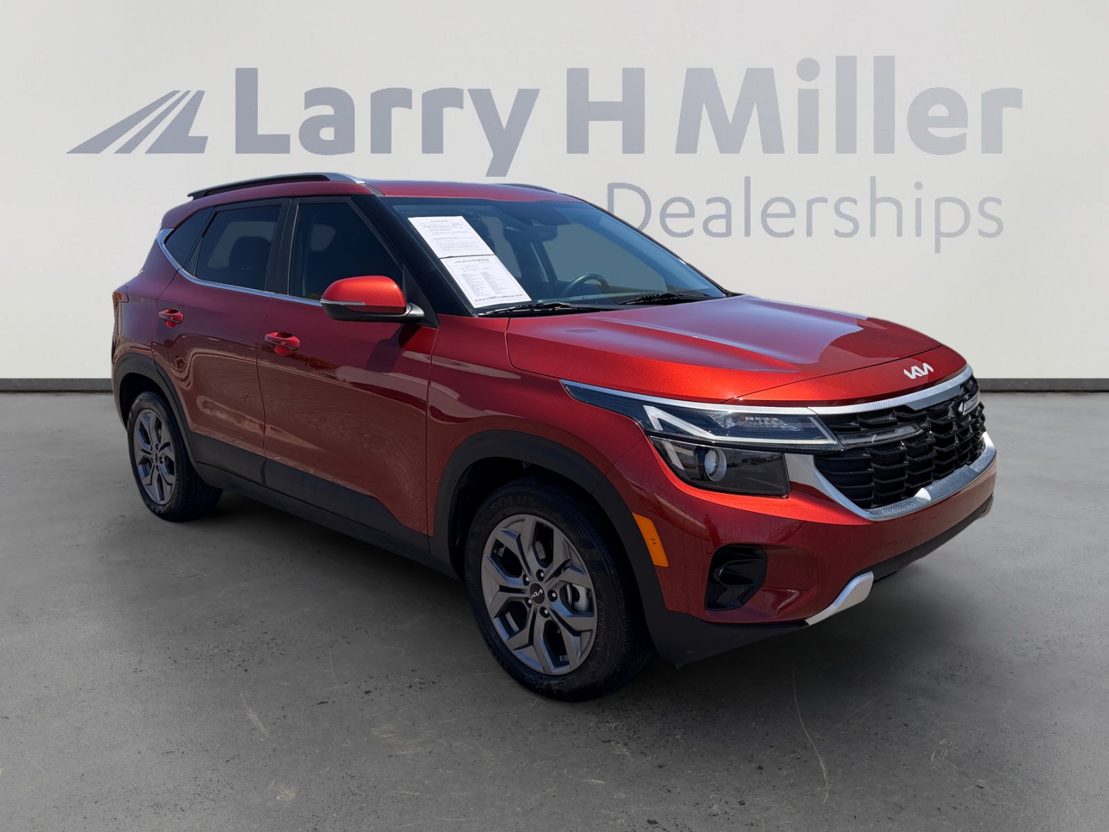 Used 2024 Kia Seltos S FWD image 7