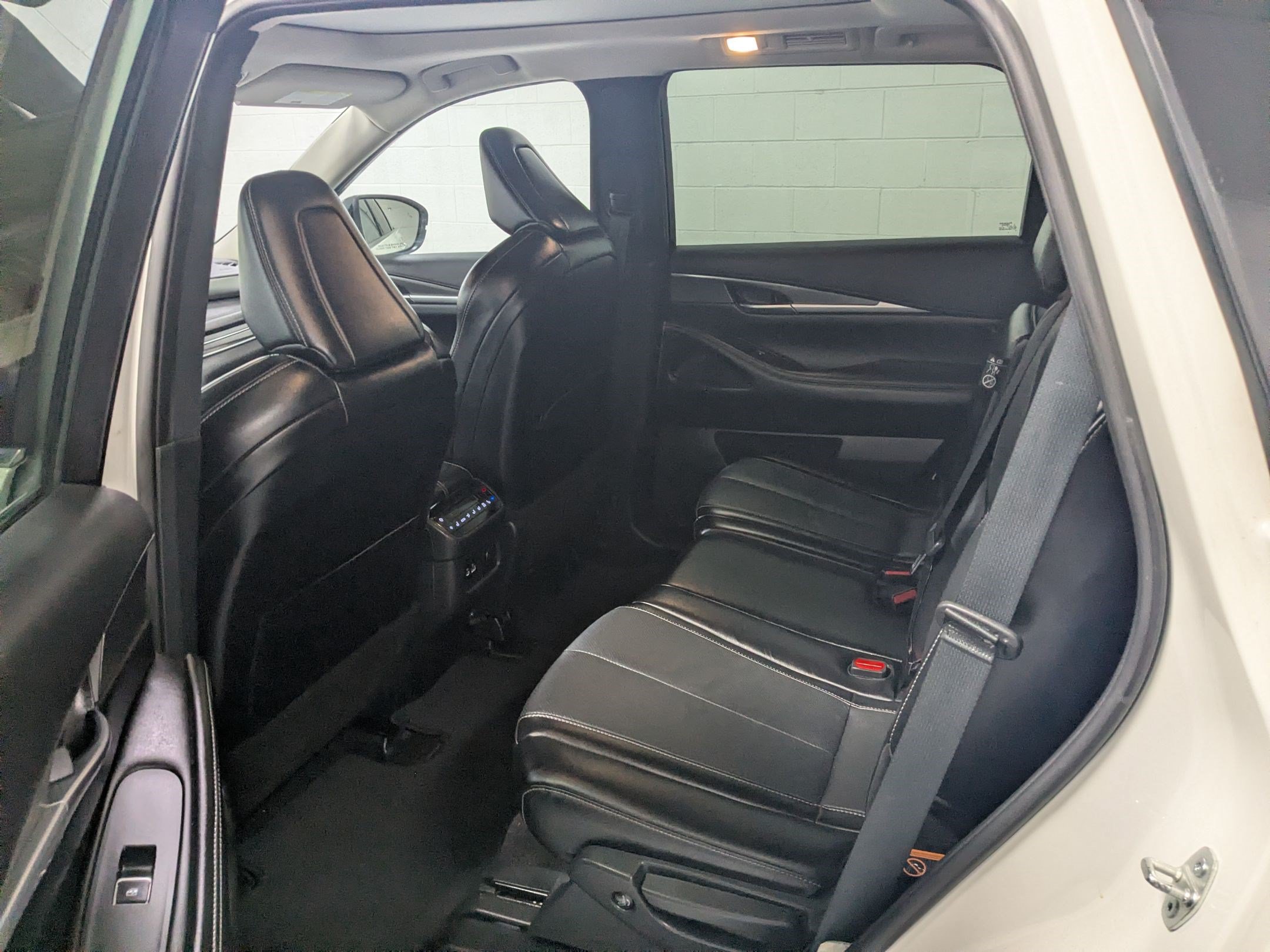 Used 2024 INFINITI QX60 Luxe AWD/4WD image 23