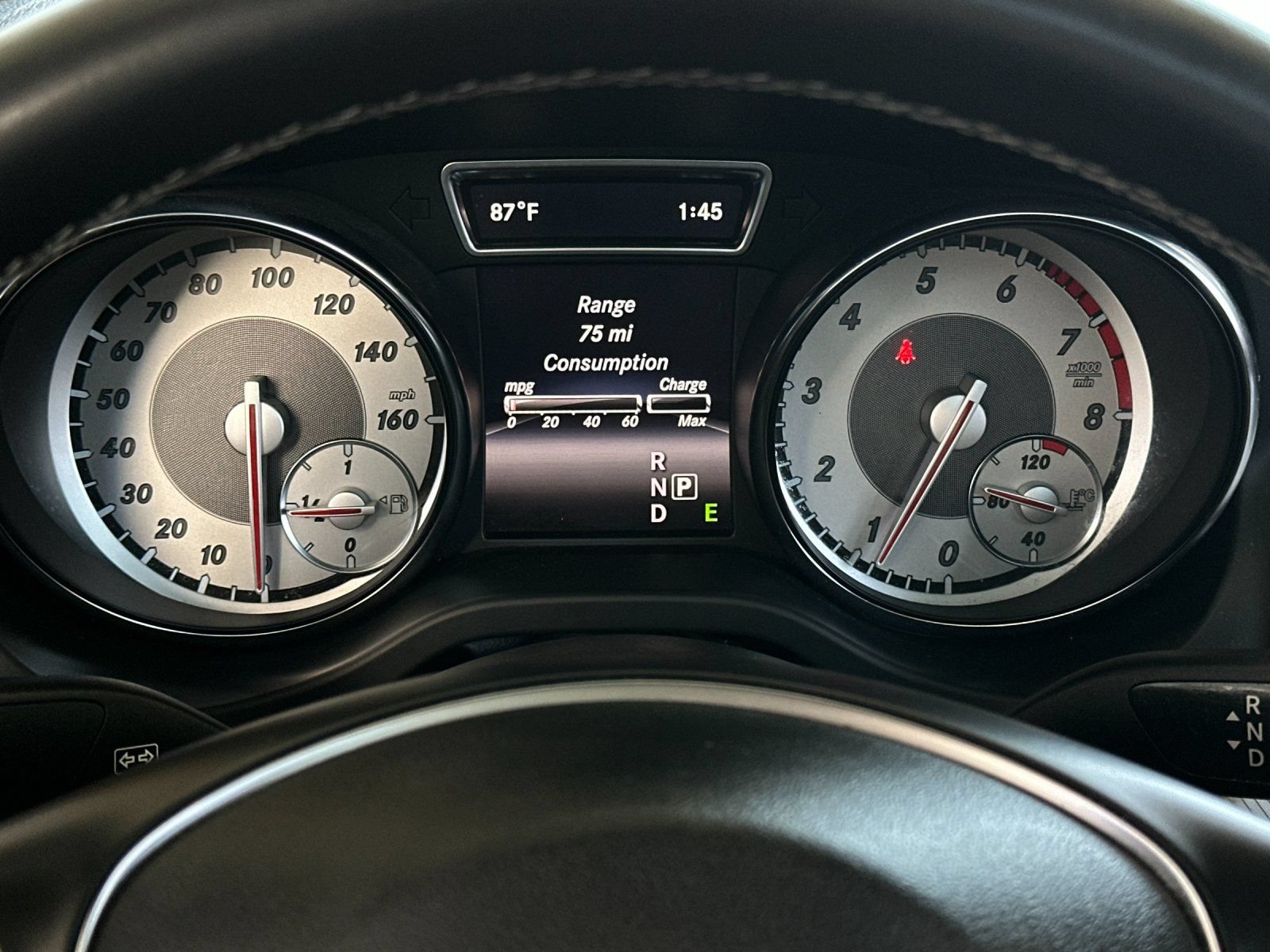Used 2015 Mercedes-Benz CLA 250 image 21