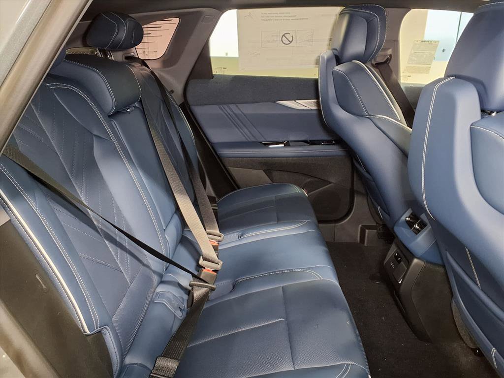 Used 2026 Cadillac Optiq Sport 2 image 7