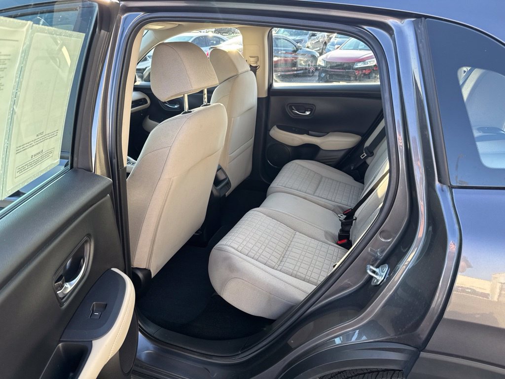 Used 2024 Honda HR-V LX image 30