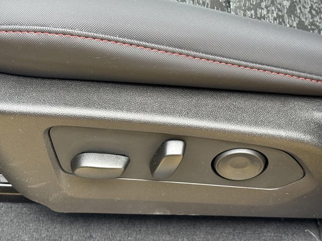 New 2025 Chevrolet Colorado Z71 w/ Midnight Edition image 19