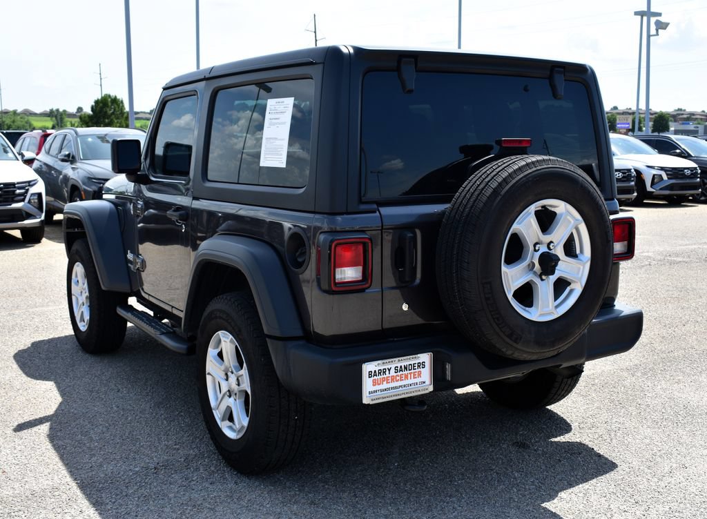 Used 2020 Jeep Wrangler Sport AWD/4WD image 4
