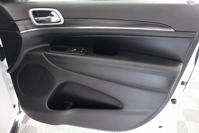 Used 2021 Jeep Grand Cherokee Limited image 28