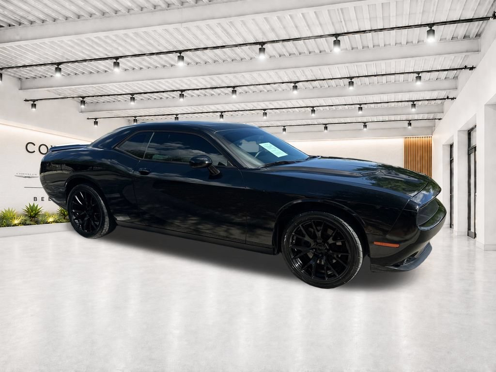 Used 2015 Dodge Challenger R/T Plus RWD image 13