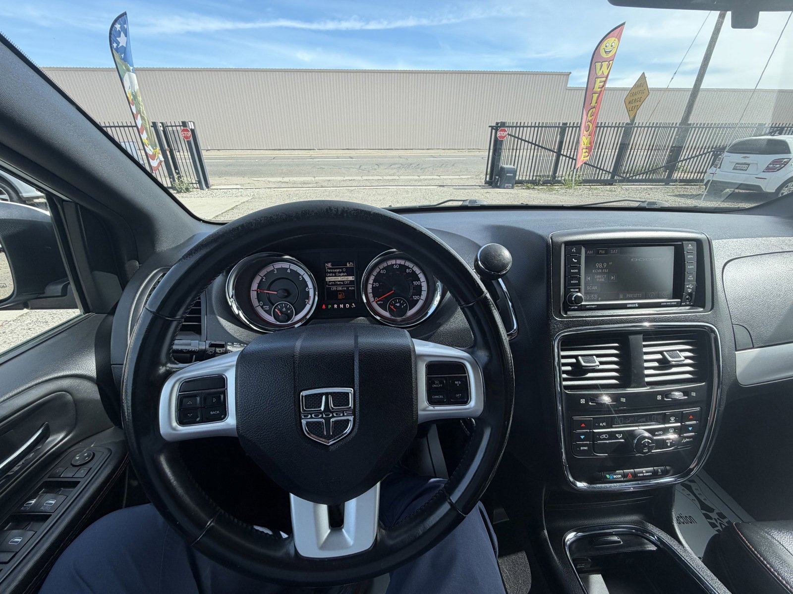 Used 2016 Dodge Grand Caravan R/T image 10