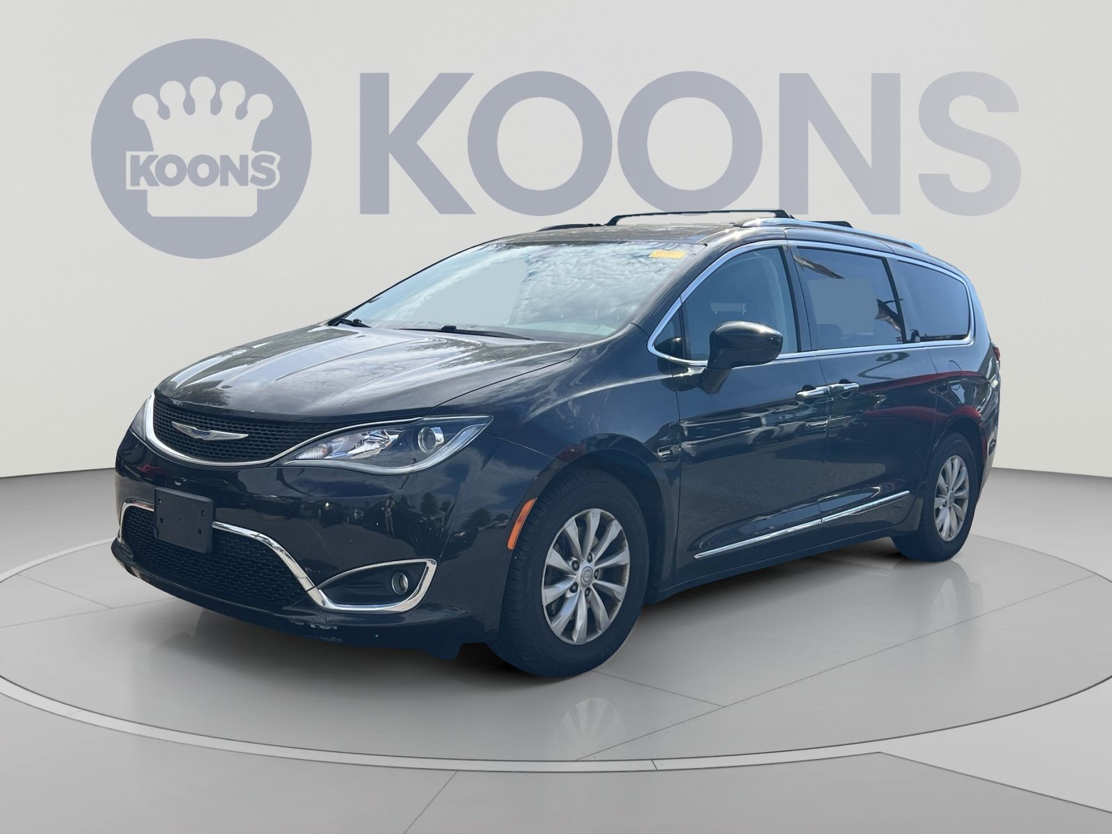 Used 2018 Chrysler Pacifica Touring-L