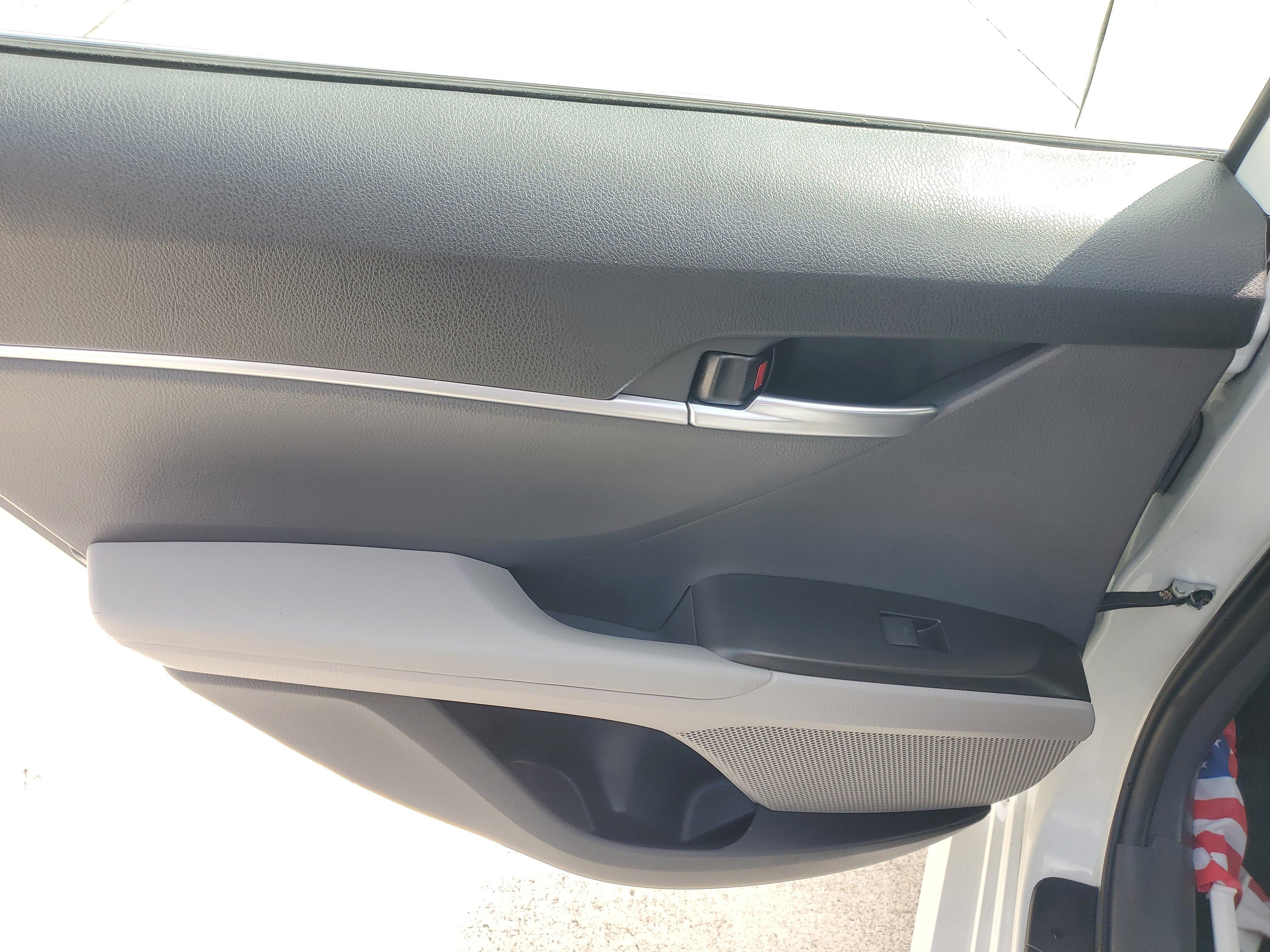 Used 2023 Toyota Camry LE FWD image 14