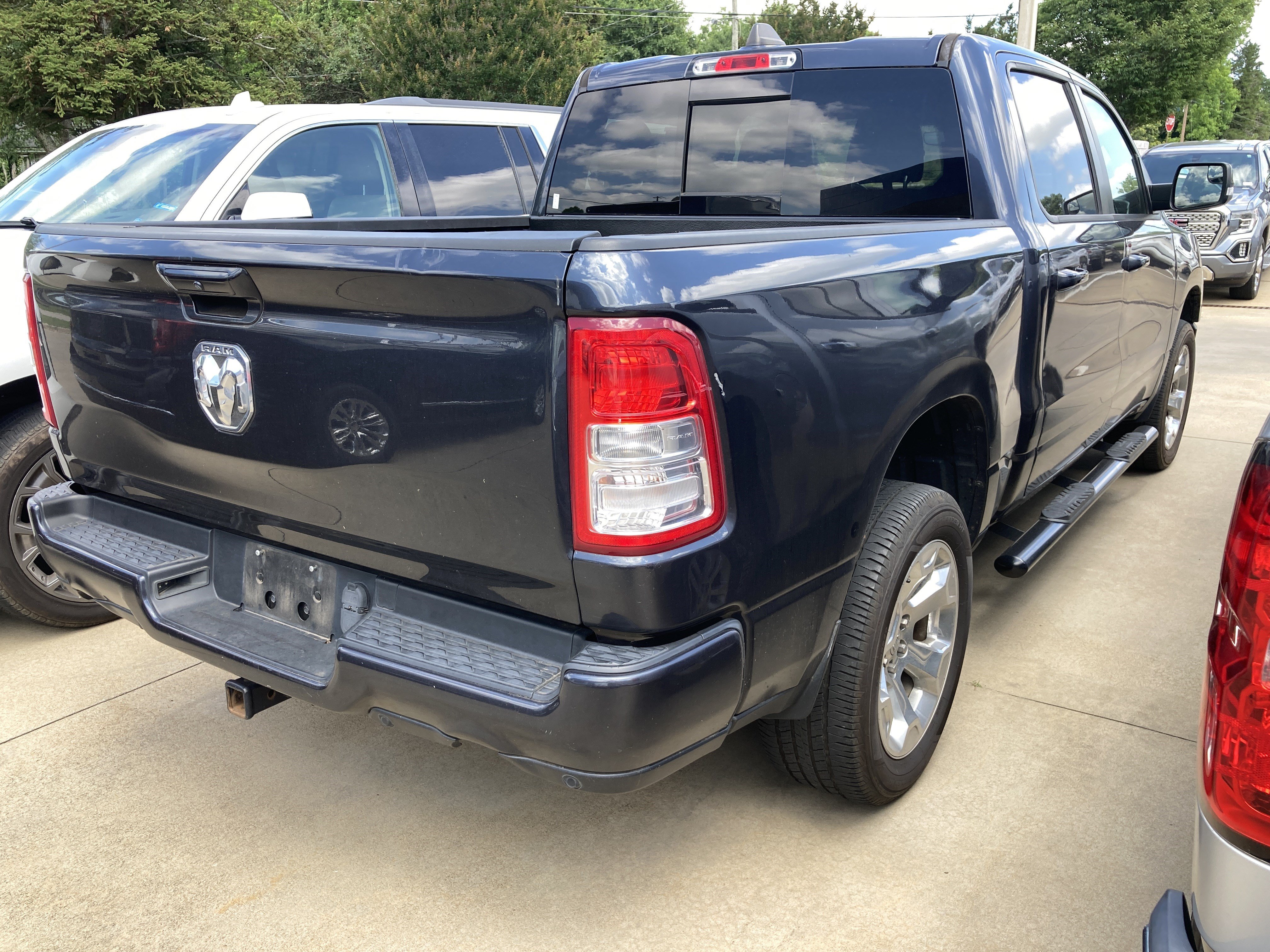Used 2020 RAM 1500 Lone Star AWD/4WD image 2