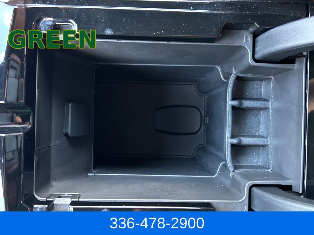 Used 2023 Lincoln Nautilus Reserve AWD/4WD image 29