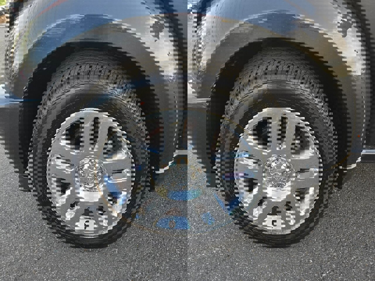 Used 2010 Dodge Nitro Detonator AWD/4WD image 25