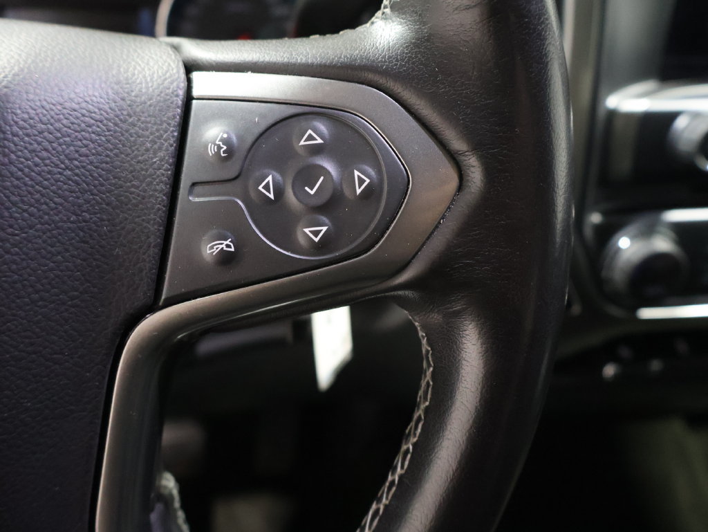 Used 2018 Chevrolet Silverado 1500 LT w/ All Star Edition AWD/4WD image 37