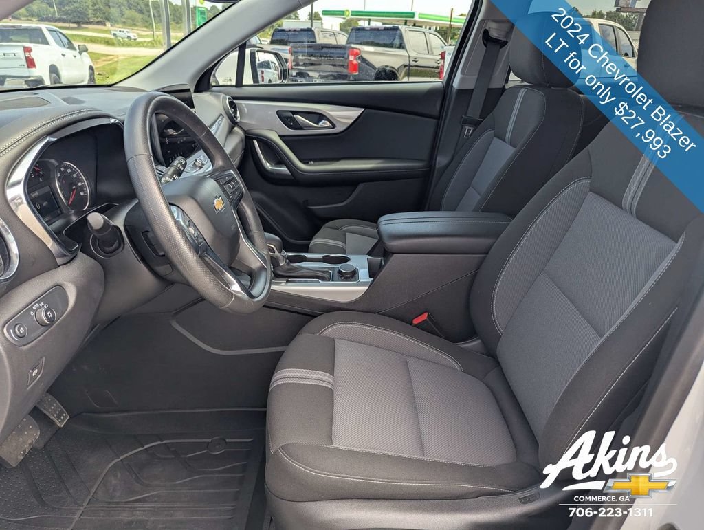Used 2024 Chevrolet Blazer LT w/ Convenience Package FWD image 20