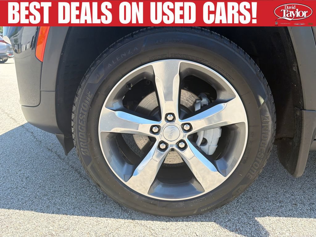 Used 2023 Jeep Grand Cherokee Limited AWD/4WD image 26