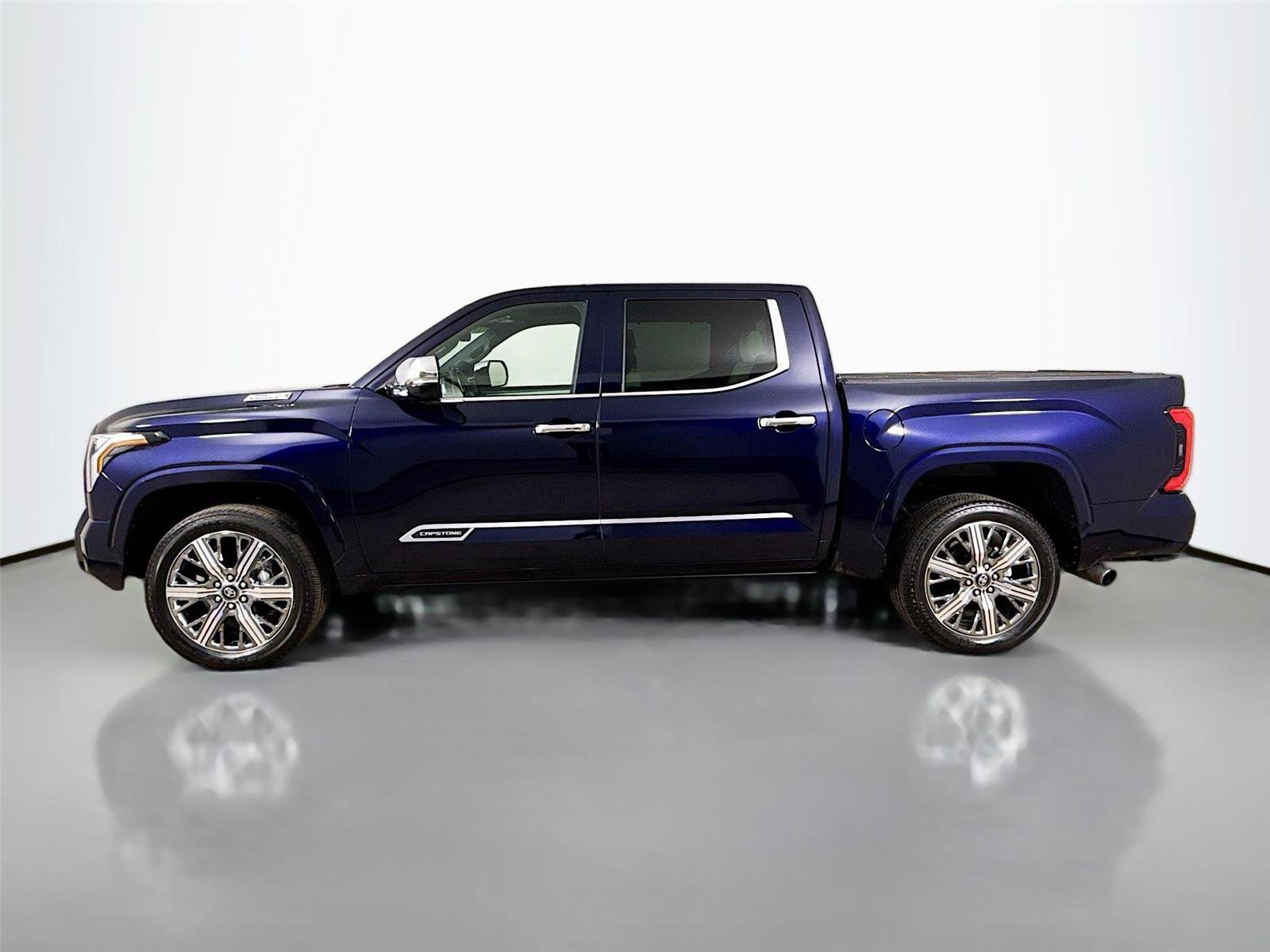 Used 2025 Toyota Tundra Capstone AWD/4WD image 8