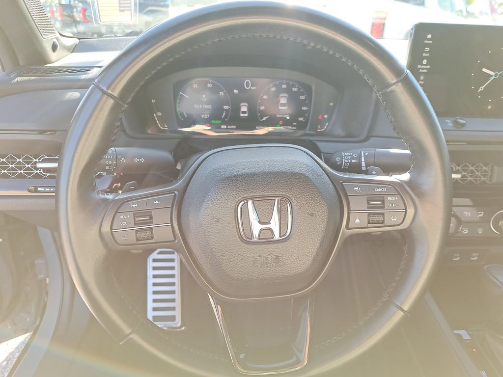 Used 2023 Honda Accord Sport image 17