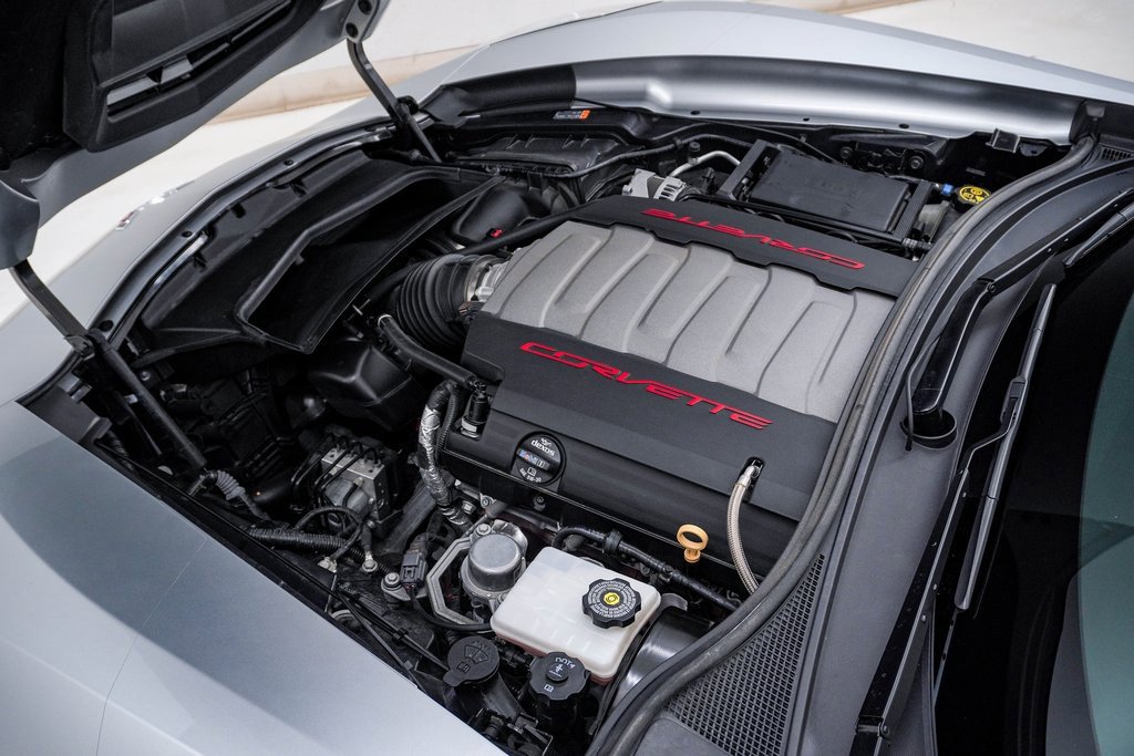 Used 2018 Chevrolet Corvette Stingray w/ Battery Protection Package image 32