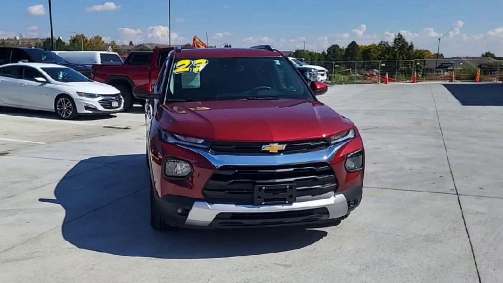 Used 2023 Chevrolet TrailBlazer LT w/ Convenience Package AWD/4WD image 4