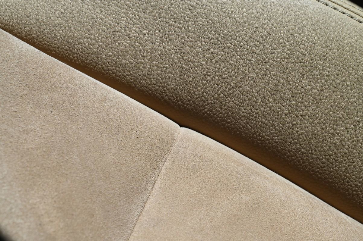 Used 2018 Porsche Macan S image 21