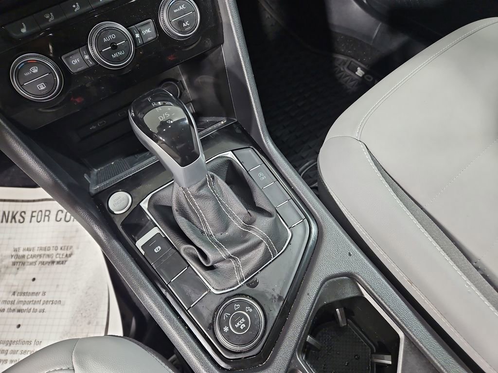 Certified 2024 Volkswagen Taos SE image 26