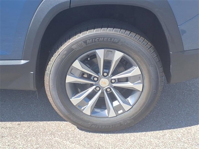 New 2026 Chevrolet Equinox LT image 6