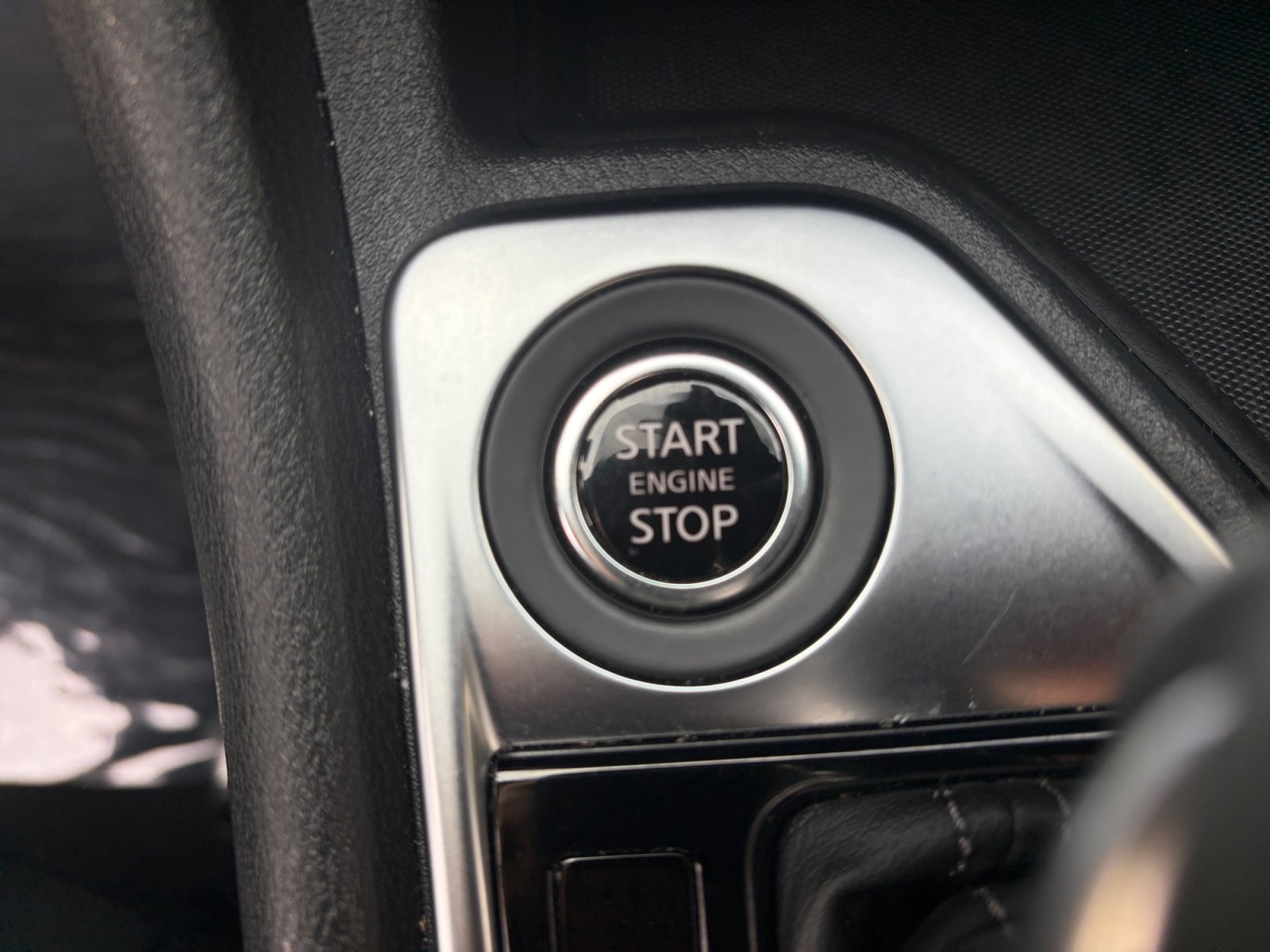 Used 2025 Nissan Sentra SV w/ All-Weather Package FWD image 17