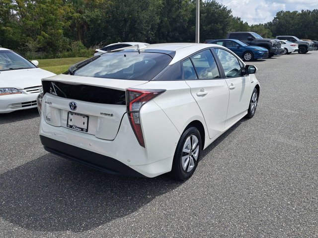 Used 2018 Toyota Prius Four image 7