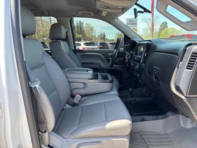Used 2018 Chevrolet Silverado 1500 W/T w/ Trailering Package AWD/4WD image 15