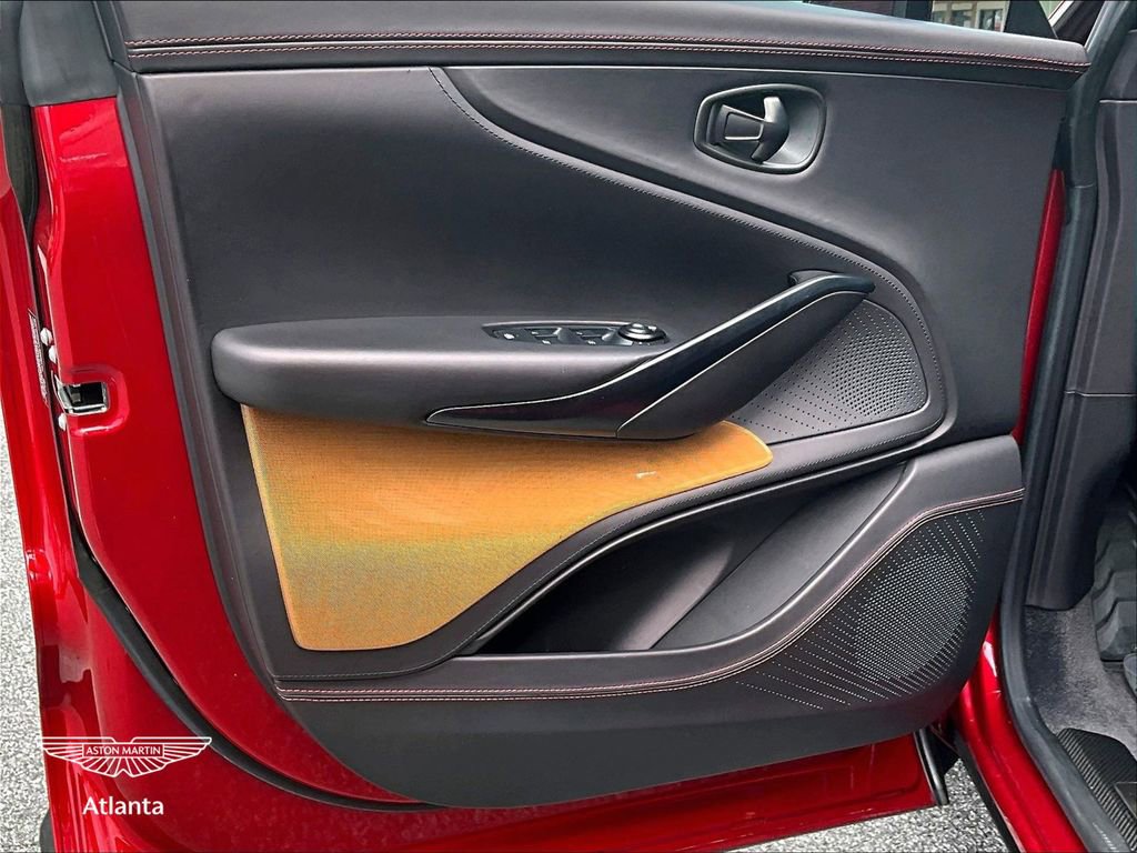 Used 2023 Aston Martin DBX 707 image 18