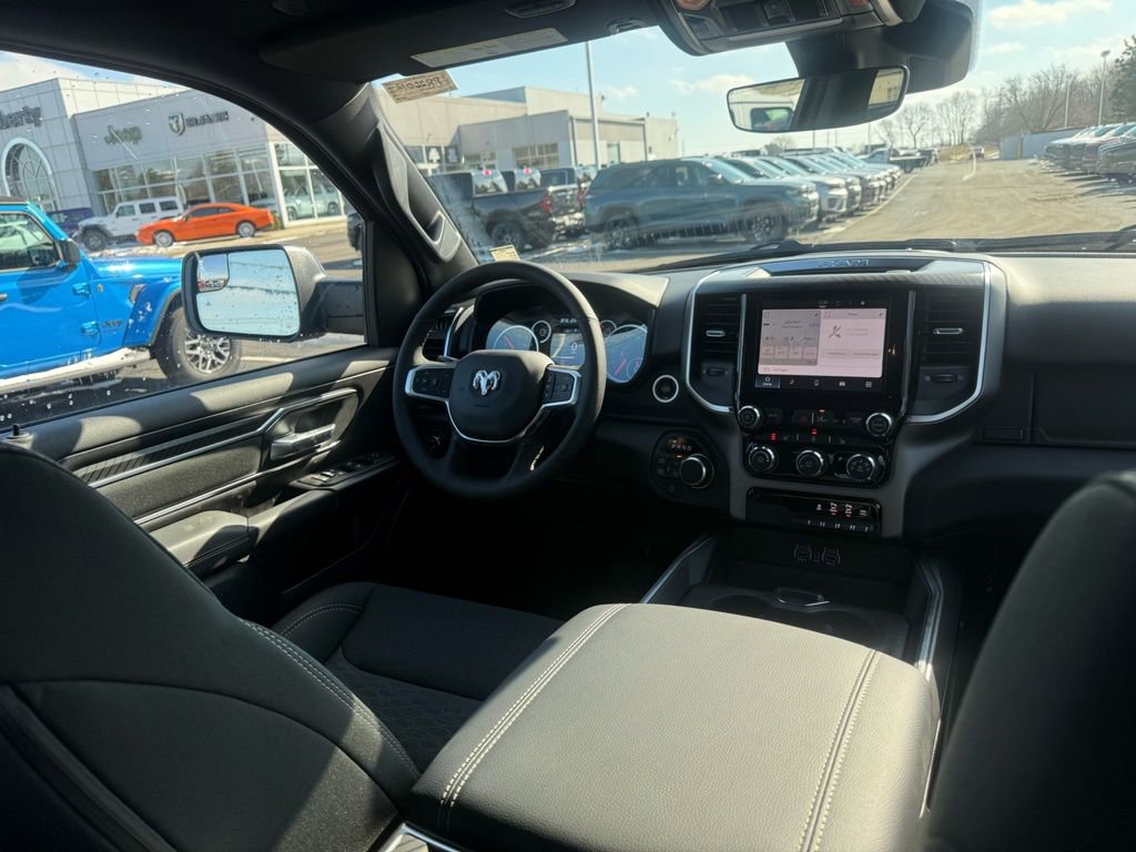 New 2026 RAM 1500 4x4 Crew Cab image 20