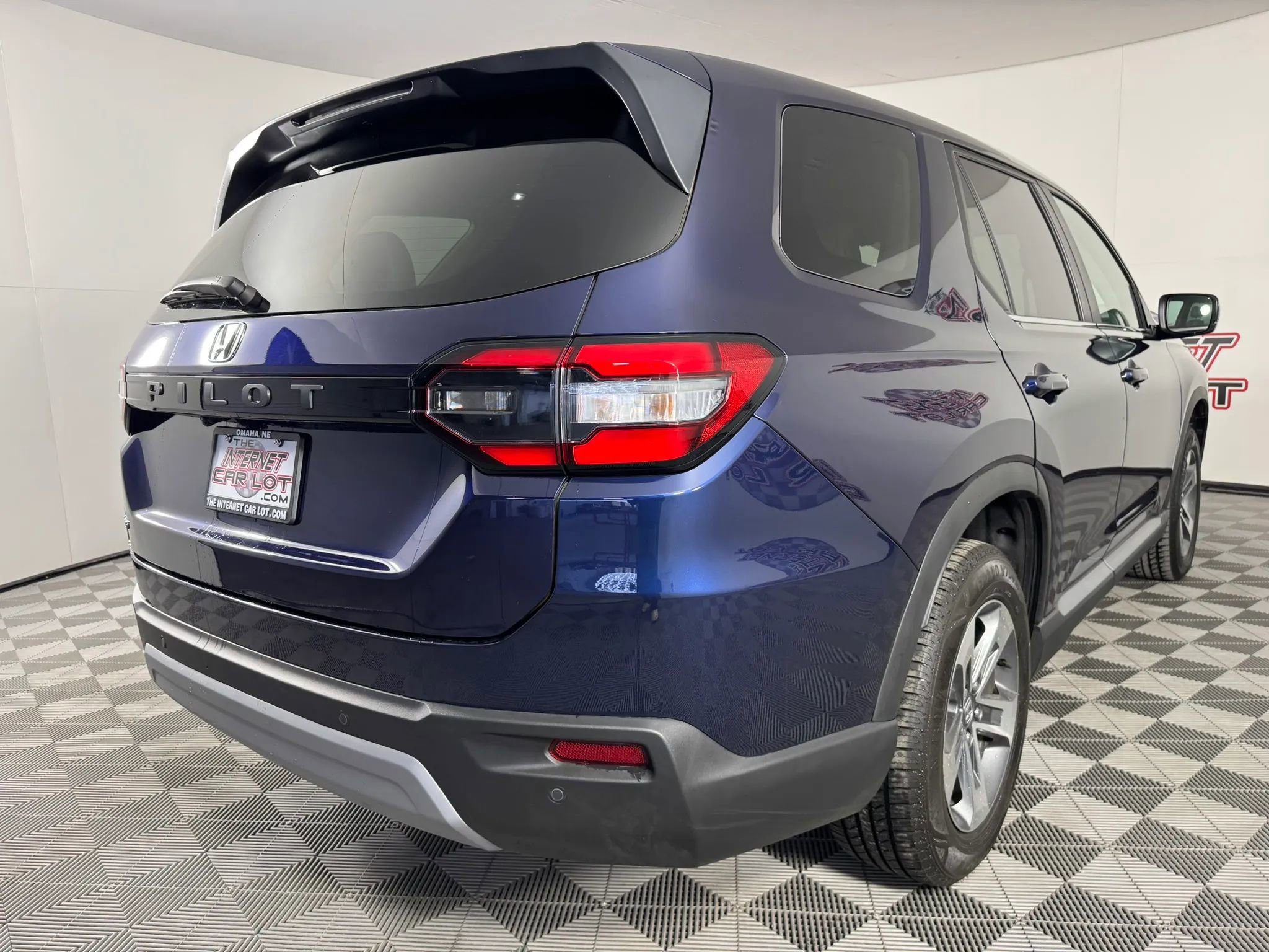 Used 2025 Honda Pilot EX-L image 29