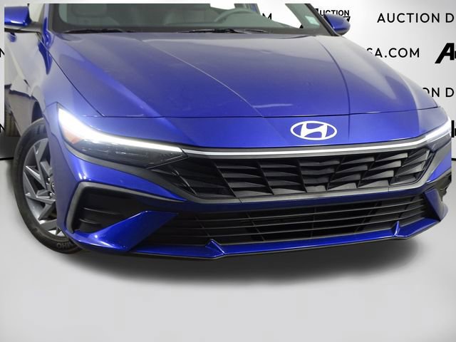 Used 2024 Hyundai Elantra SEL FWD image 38