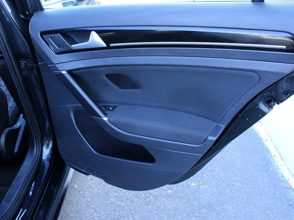 Used 2016 Volkswagen GTI S FWD image 18