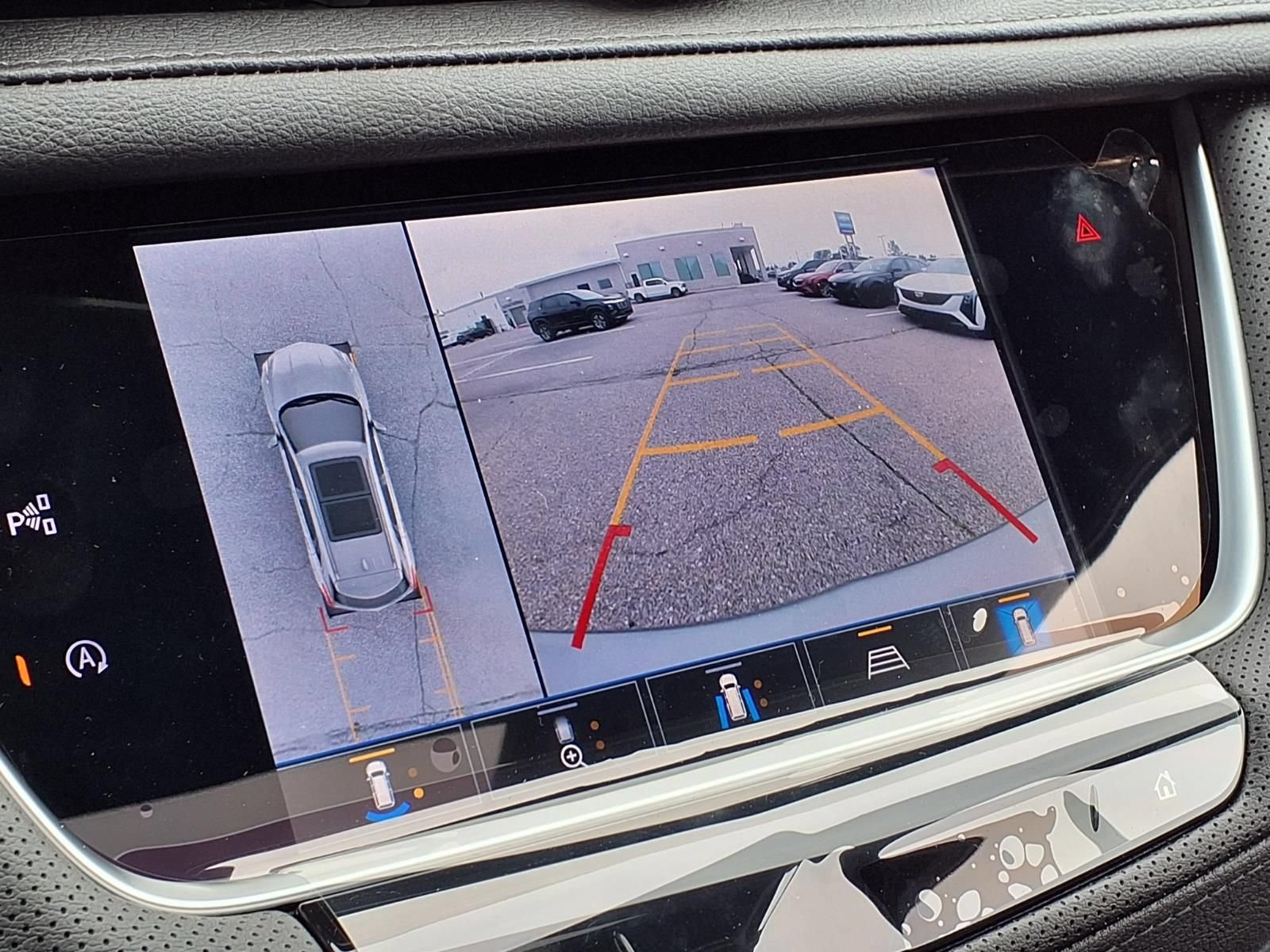 New 2026 Cadillac XT5 Premium Luxury w/ LPO, Floor Liner Package AWD/4WD image 18