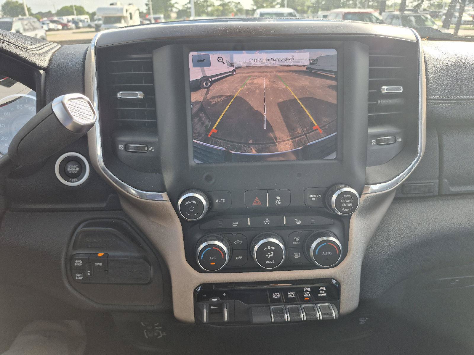 Used 2022 RAM 2500 Laramie AWD/4WD image 4