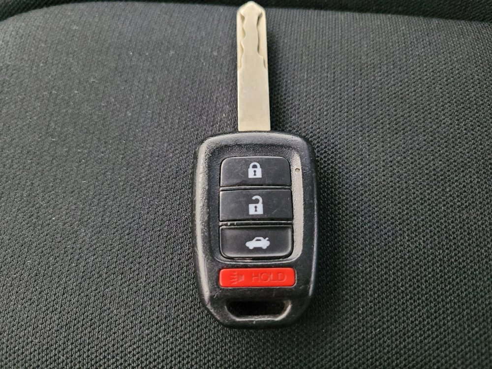 Used 2019 Honda Civic LX image 32