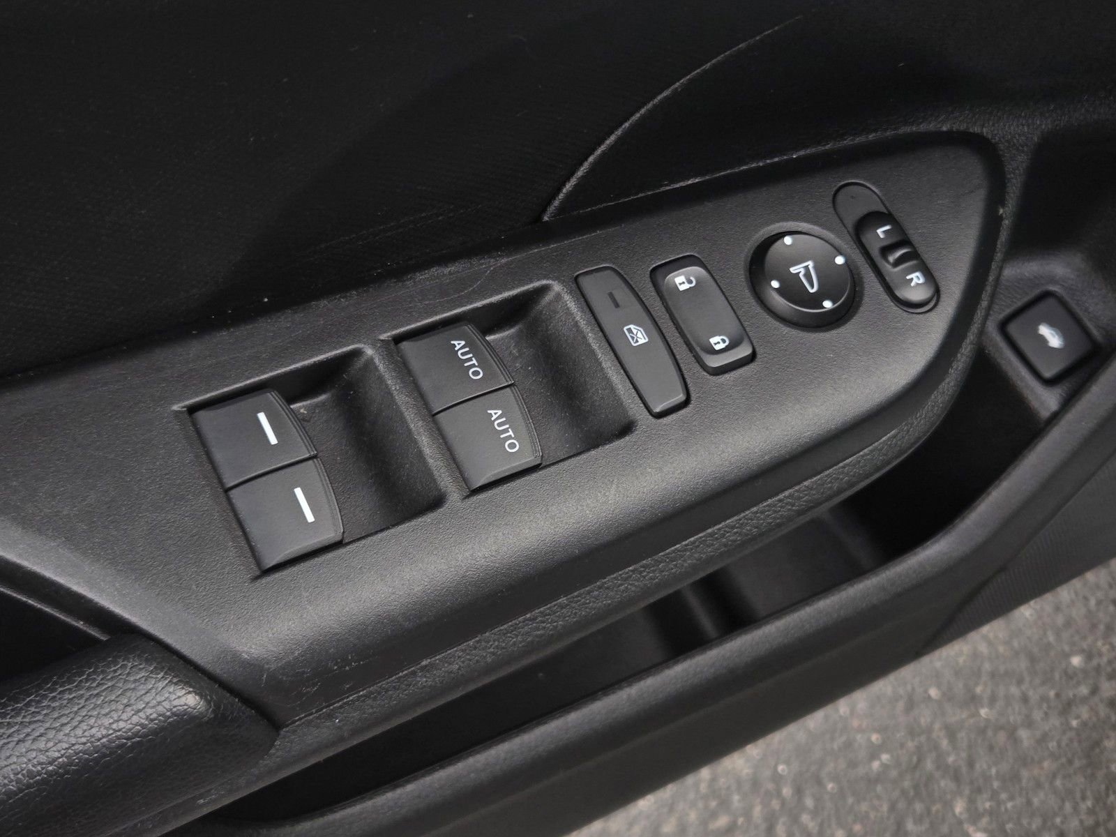 Used 2021 Honda Civic Sport image 8